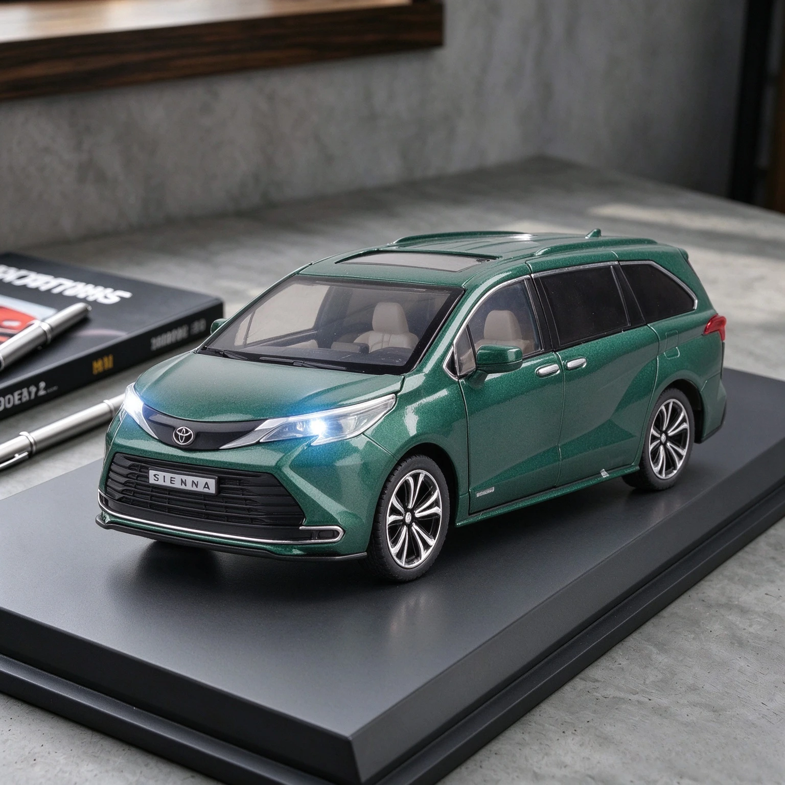 1:24 SIENNA MPV Alloy Car Model Diecast Metal Vehicles Car Model High Simulation Sound and Light Collection Gift