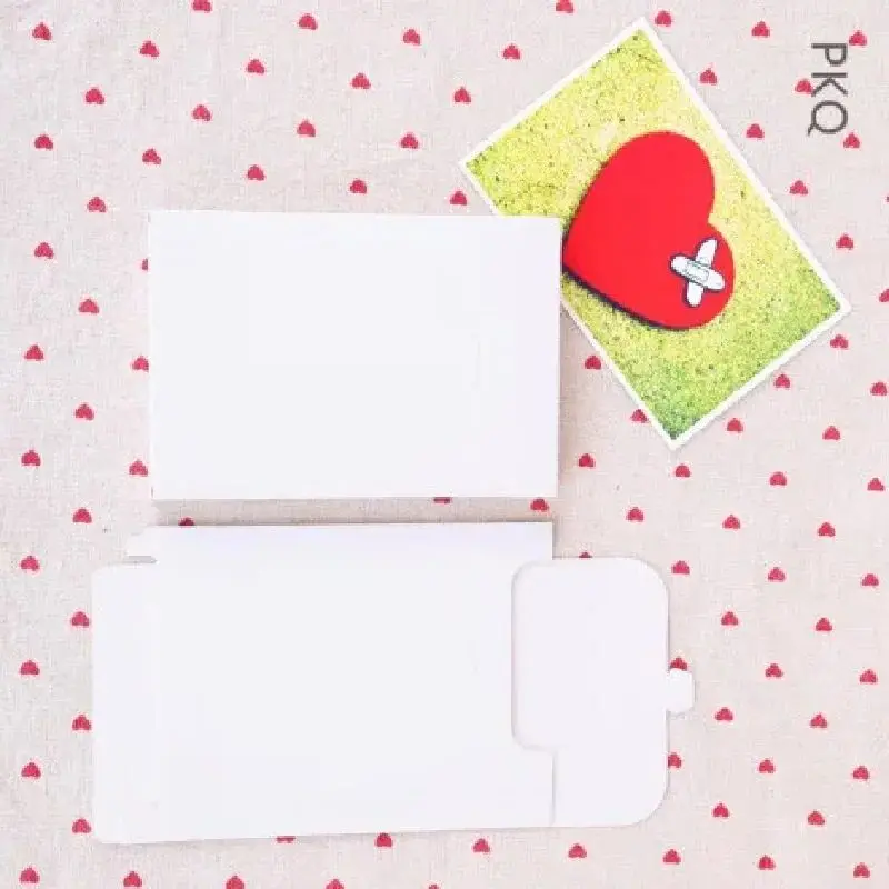 

Blank Kraft Paper box Envelope Packaging Box for Postcard Photo Card Paper Cardboard Packing Box 15.5x10.8x1.5cm 50Pcs/pack