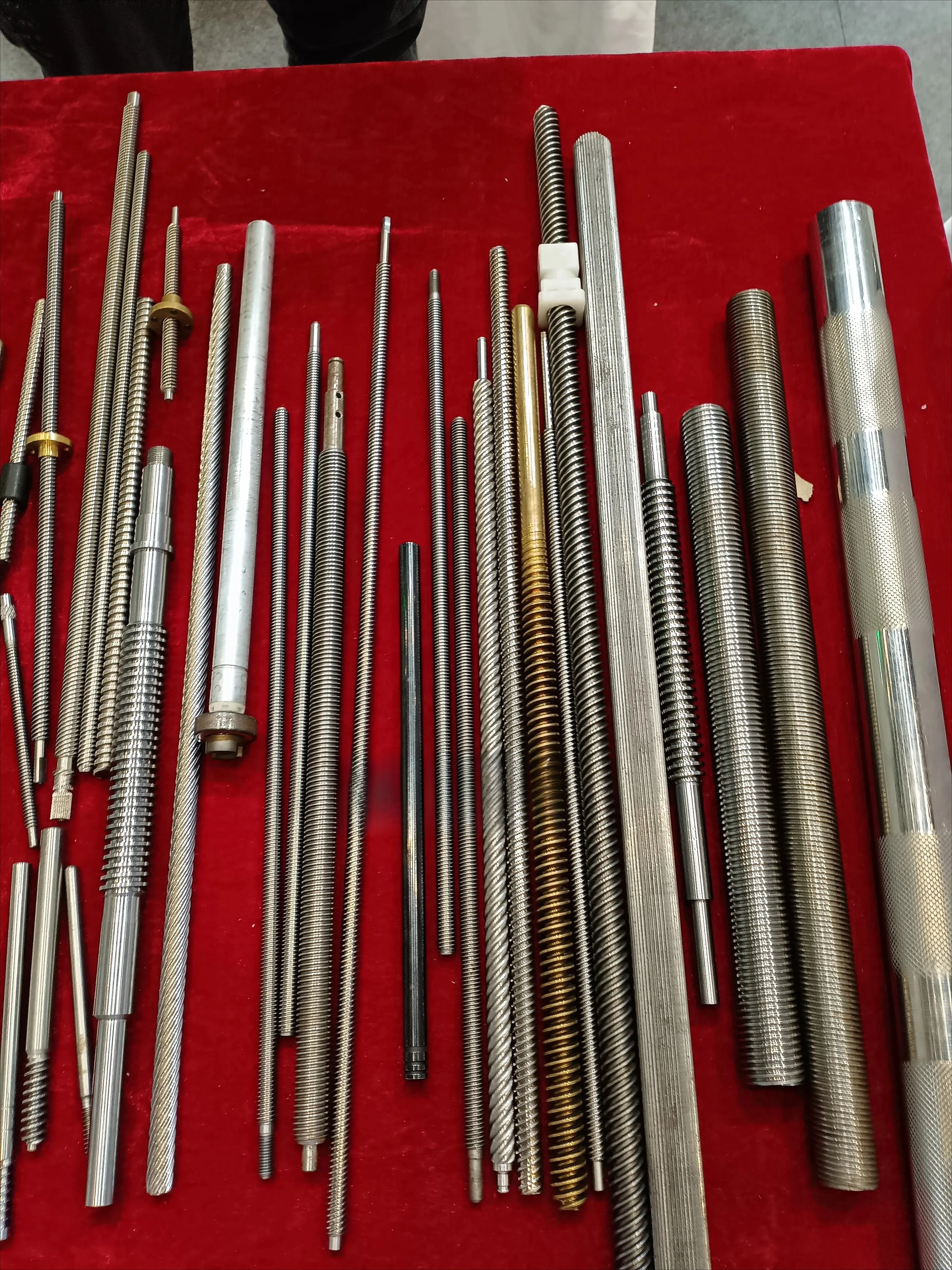 Aluminum Pipe Thread Rolling Machine for Pressing, Pier Mouth, Ribbing & Sleeve Tooth Processing