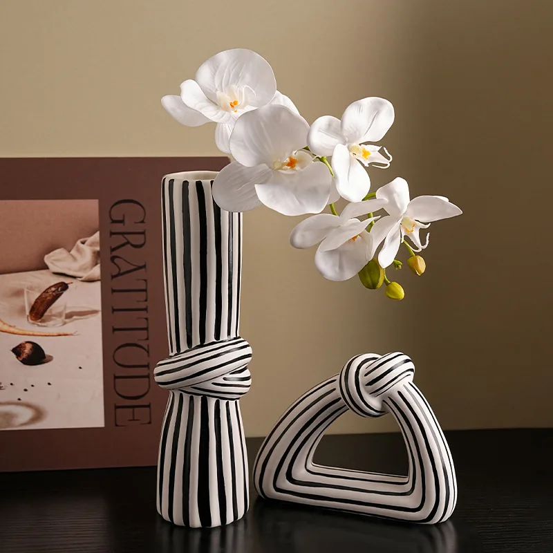 

Nordic Art Ceramic Striped Knot Vase Ornaments Model Room TV cabinet Home Decoration Living Room Table Countertop Vase Gift