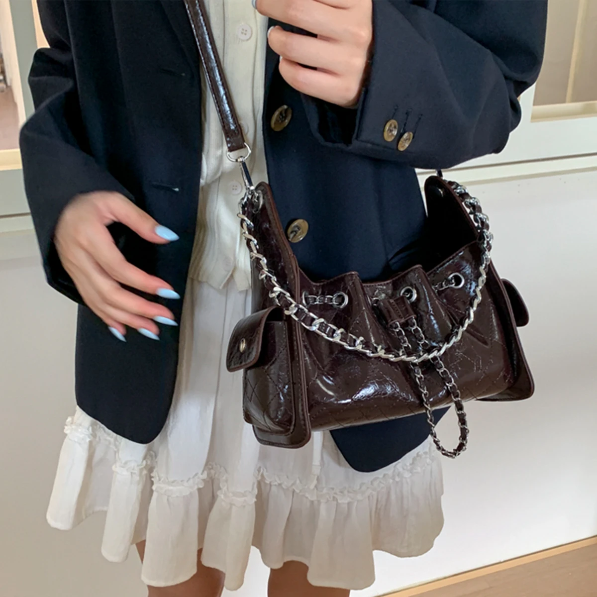 

Daily Commute Women Fashion Crossbody Shoulder Bag Diamond Quilted Glossy Finish Adjustable Chain Strap Magnetic Large Capacity
