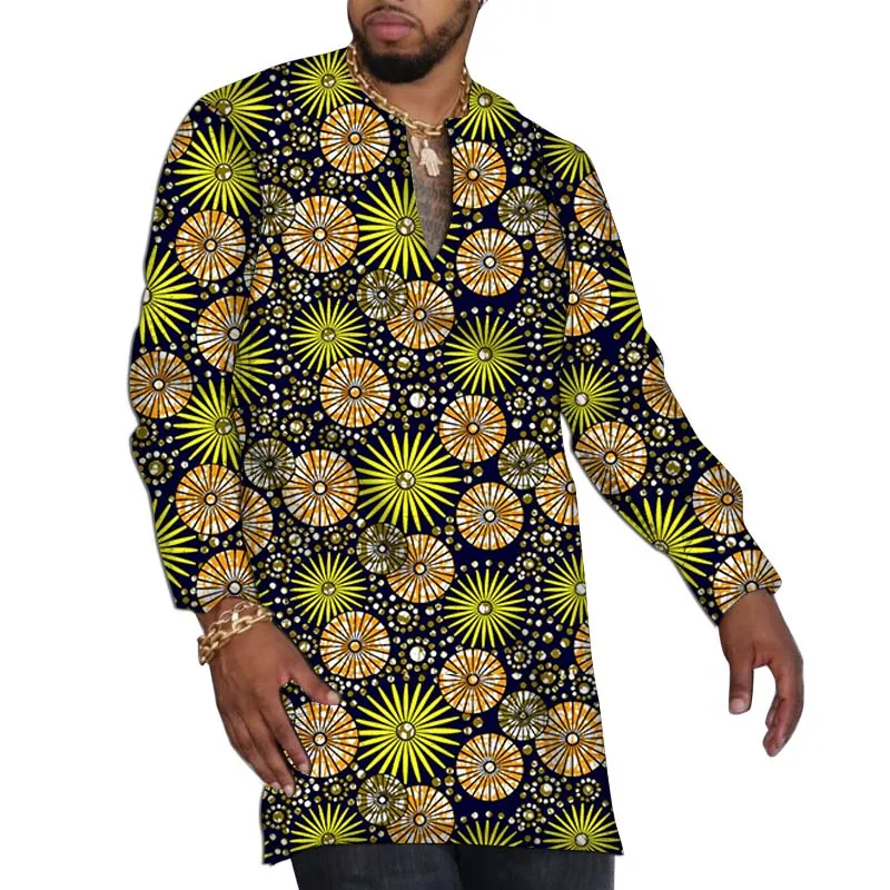 قمصان رجالية أفريقية ذات رقبة على شكل حرف v تصميم أصلي Dashiki قطع علوية مطبوعة مصممة خصيصًا ملابس الحفلات نمط عصري ملابس العريس