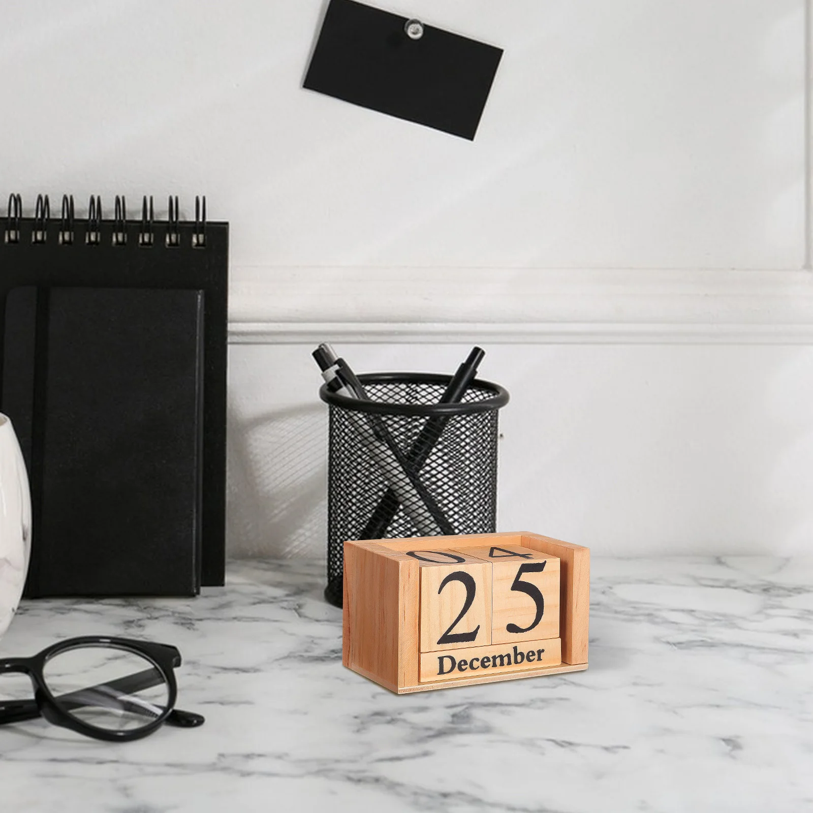 Elegant Wood Desk Calendar European Style Perpetual Block Calendar Office Desktop Supply Daily Use Office Supply