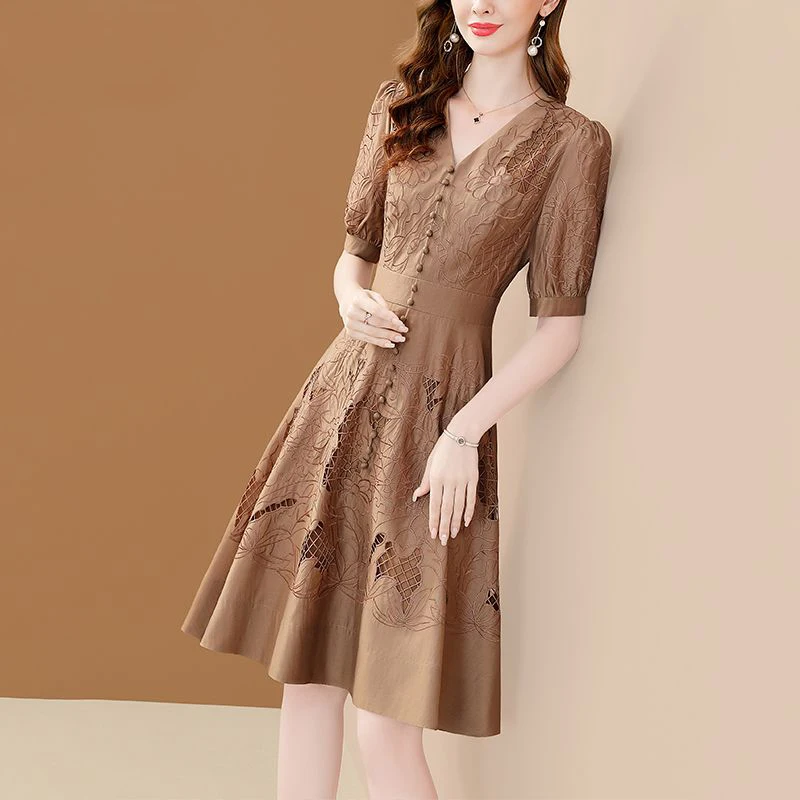 業界刺embroideryのドレス,婦人服,新しいファッション,スタイル,スリム,Vネック,カットアウトスカート,夏,コレクション2023