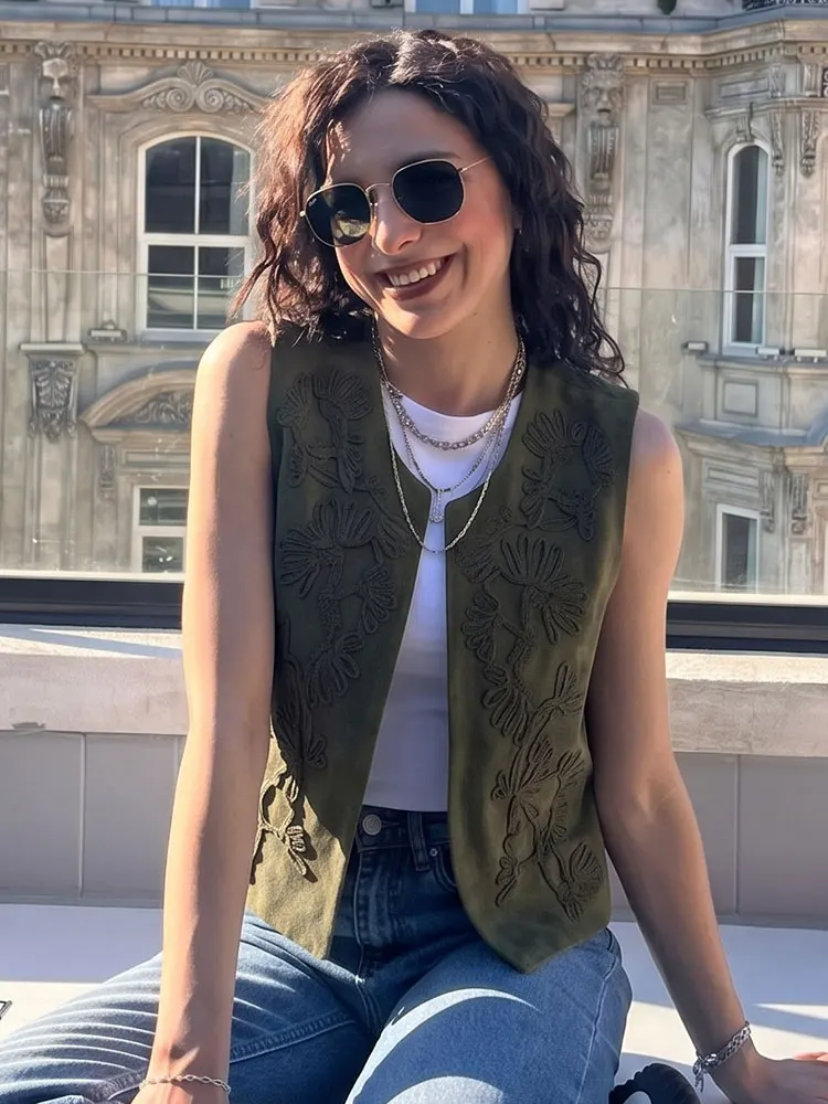 

HH Womens Vest Flower Embroidery Sleeveless O Neck Loose Cardigan Top for Street Date Casual Fashion Streetwear Tank Tops Vests