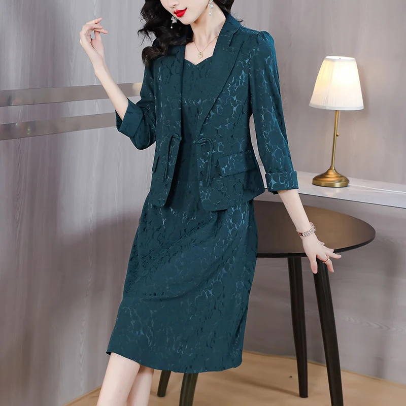 2023 Autumn/Winter New Green Silk Printed Suit Coat Long Sleeve Set Women\'s Loose Large Slim Knee Length Skirt Two Piece Set