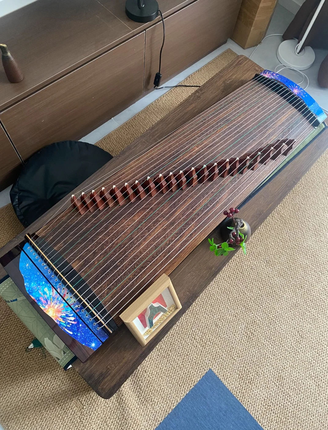 110cm Guzheng, Blue Lotus Pattern, 21 Strings Traditional Chinese String Musical Instrument
