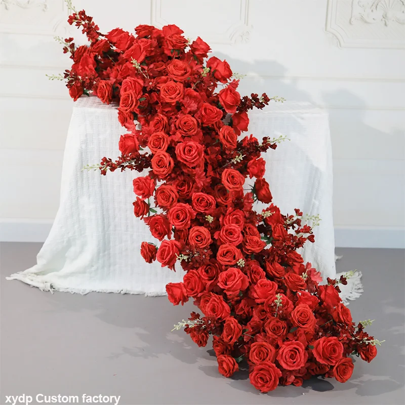 Luxuriöser roter Rosen-Tischläufer, künstliche Blumen, Hochzeitstischdekoration, langes Tisch-Centerpiece, Blumenarrangement, Delphinium-Blumenreihe, Partydekoration – Detail 4