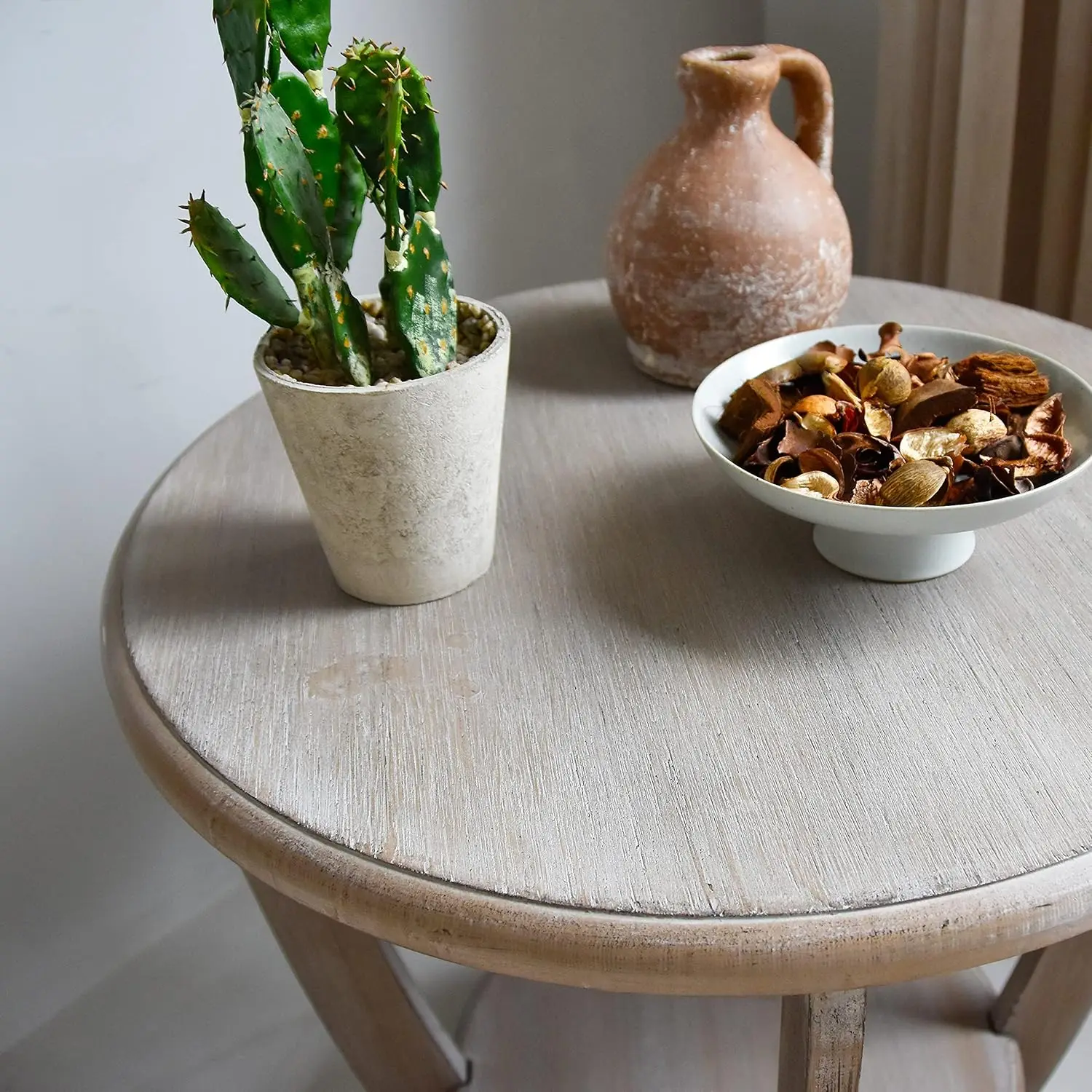 Mesa rústica de granja con estante de almacenamiento, mesa lateral de acento de país francés para la familia, comedor o sala de estar, espacios pequeños