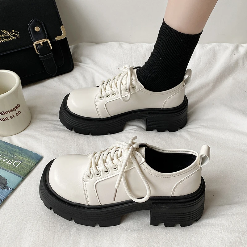 Uniform Schuhe kleine Lederschuhe weibliche britische Mädchen japanische wilde schwarze Retro Mary Jane Schuhe Lolita Plattform Schuhe niedrigen Absatz