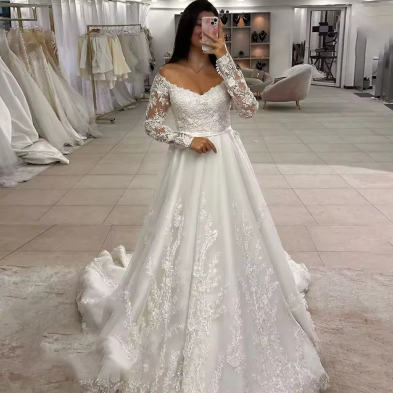 

Exquisite Wedding Dress V Neck Long Sleeves Appliques A Line Royal Women Dress Arabian Bridal Gown Customized Vestidos De Novia