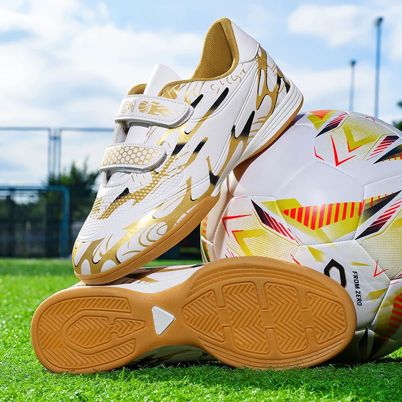 

New Men Kids Match Grass Boys Professional Soccer Shoes Non-Slip Training Shoes Football Boots Ultralight Futsal Drop Shipping