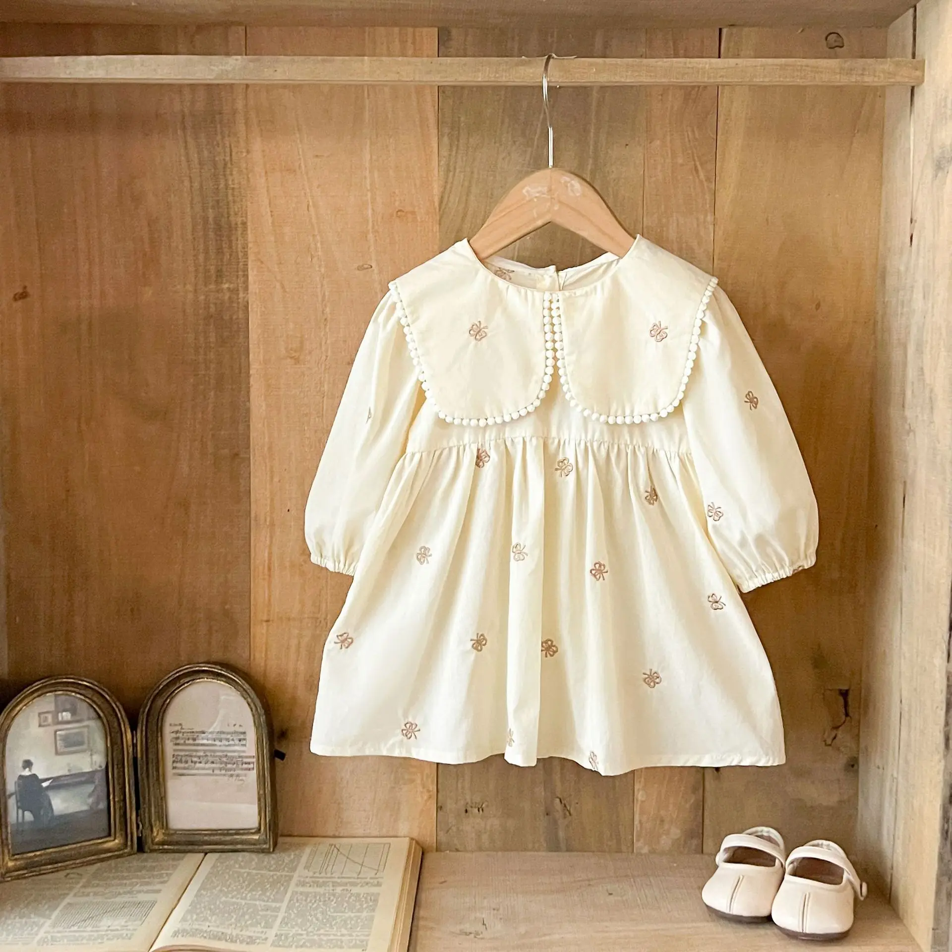 2026 Baby Girls Cotton Embroidery Princess Dresses Spring Autumn Clothing Elegant Kids Children Birthday Clothes Vestidos Ropa
