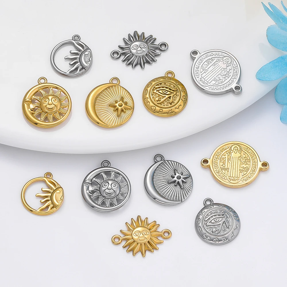 

2Pcs Stainless Steel Round Moon Sun Pendants Charms for DIY Necklaces Bracelets Earrings Jewelry Making Supplies Crafts Findings