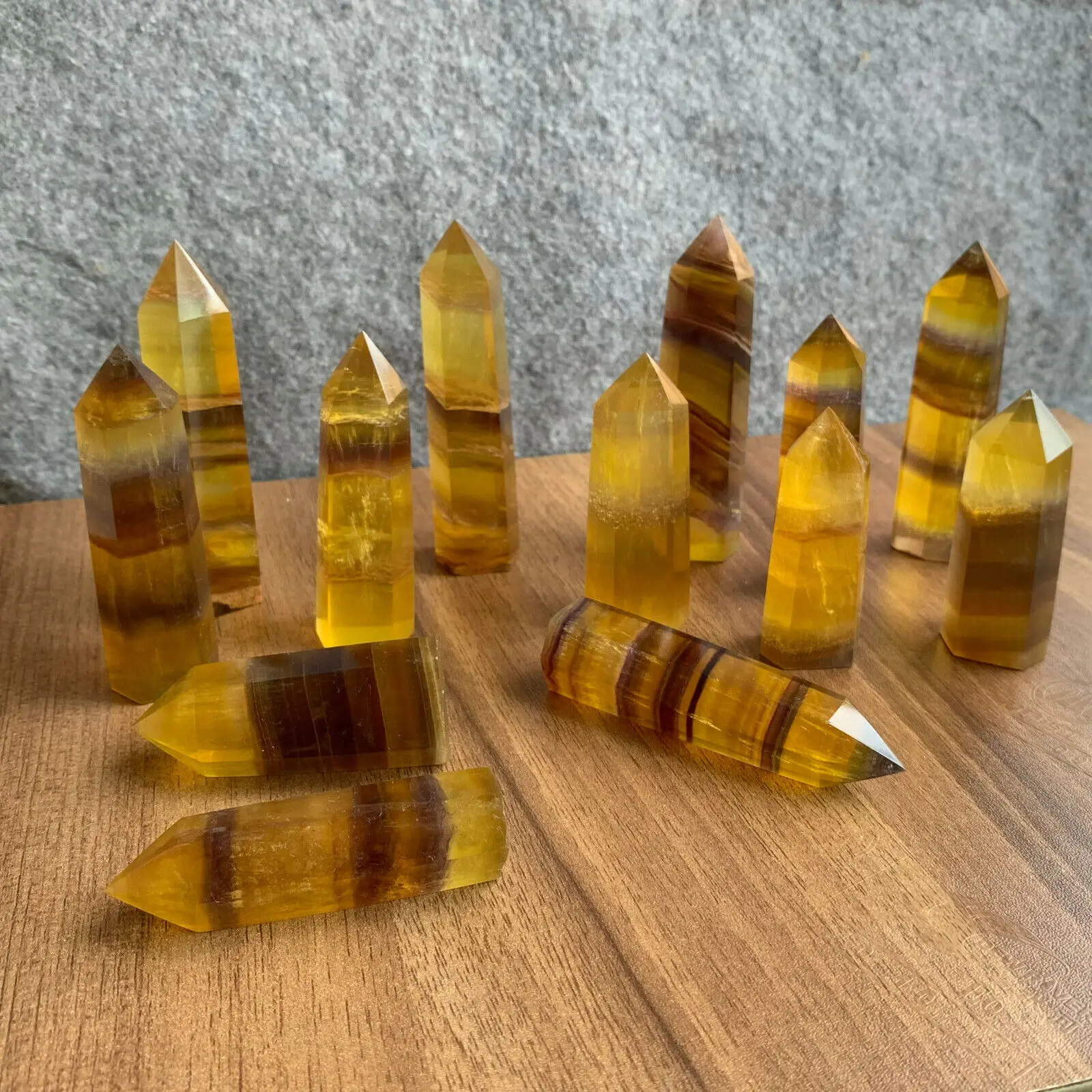 

A70-80mm Natural Honey Smoked Color Fluorite Crystal Dot Stick Treatment Quartz Home Decor Reiki Obelisk Polishing Energy Degaus