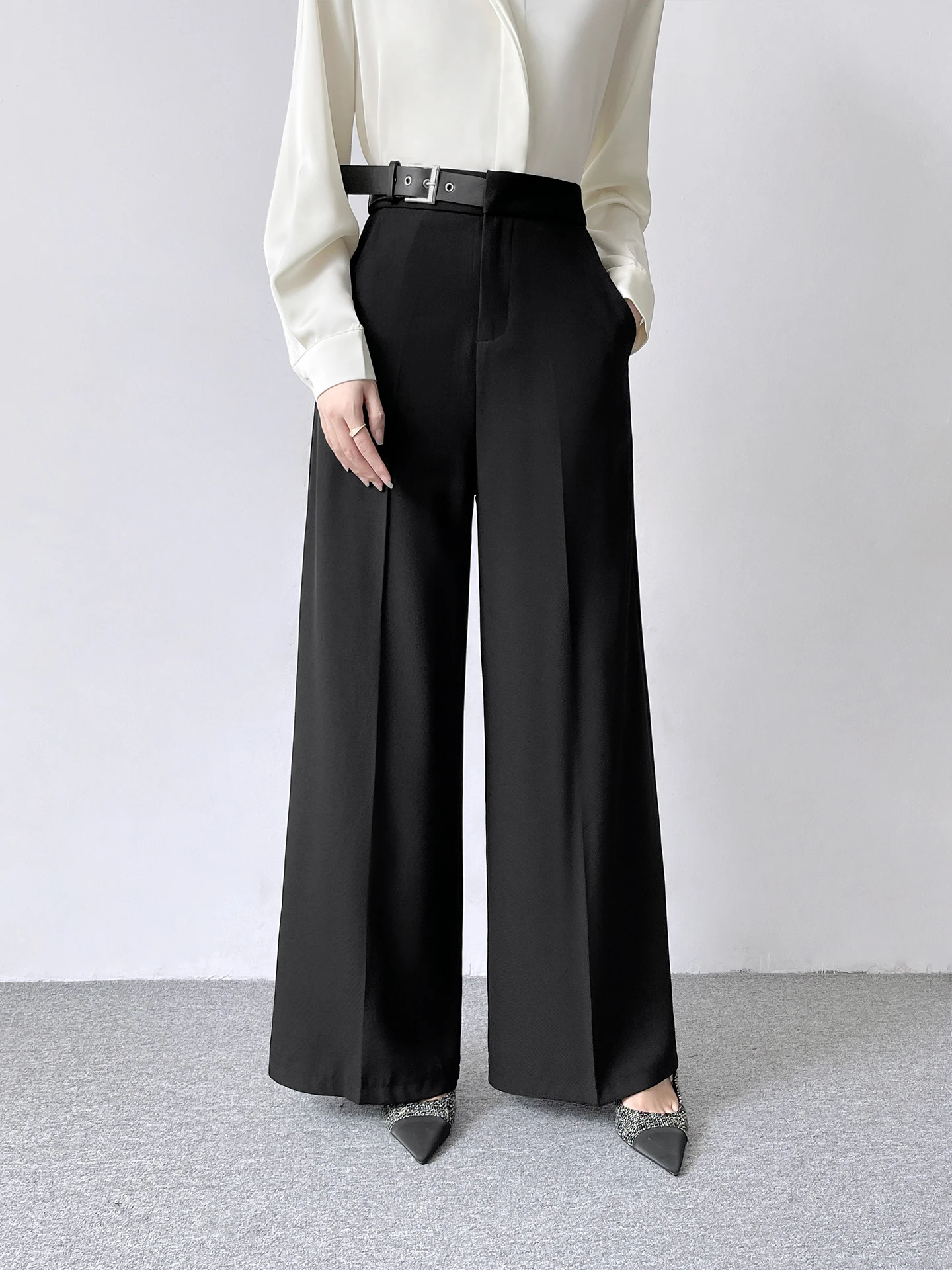 กางเกงยีนส์ขาบานเอวสูงทรงหลวมสไตล์เกาหลีสำหรับผู้หญิง กางเกงลำลองทรงหลวมสบายๆ