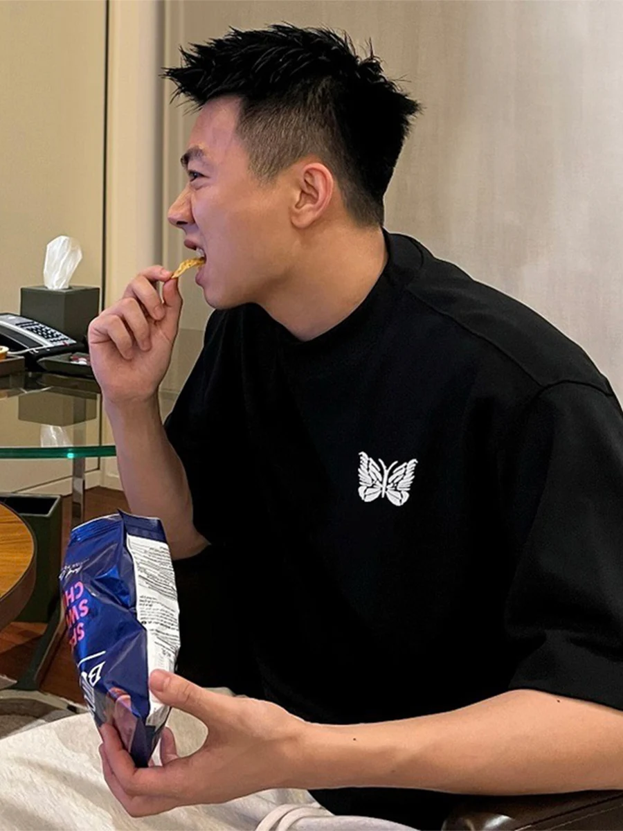 

Pure Cotton Embroidery T-irt Men's Loose Fit ort Sve Casual Top Summer Faion Brand Youth Animal Pattern