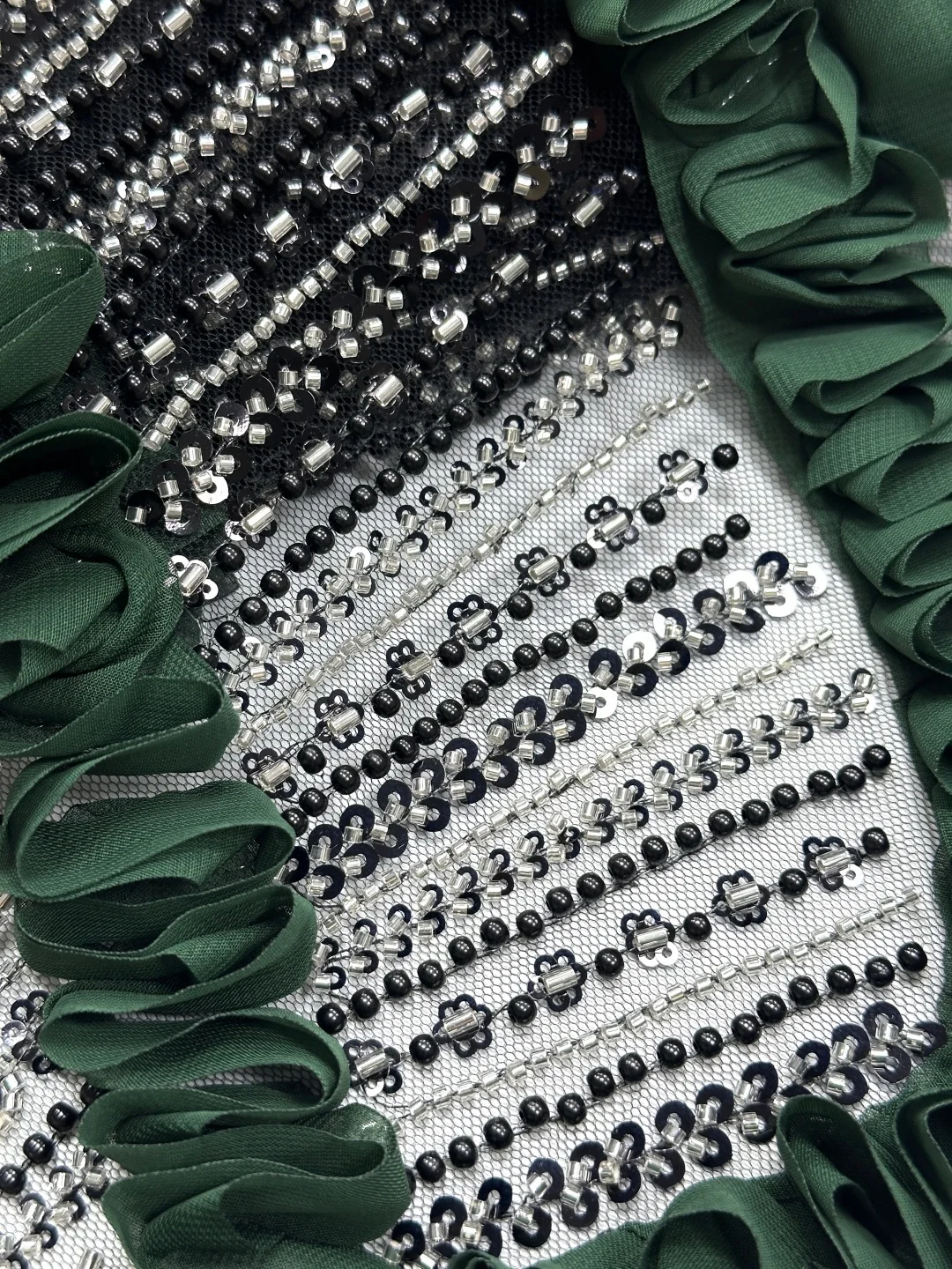 

2026Elegant Wedding Evening Dress Fabric - Soft Tulle 3D Lace with Stones, High Quality (Austria Latest)NN5298_R