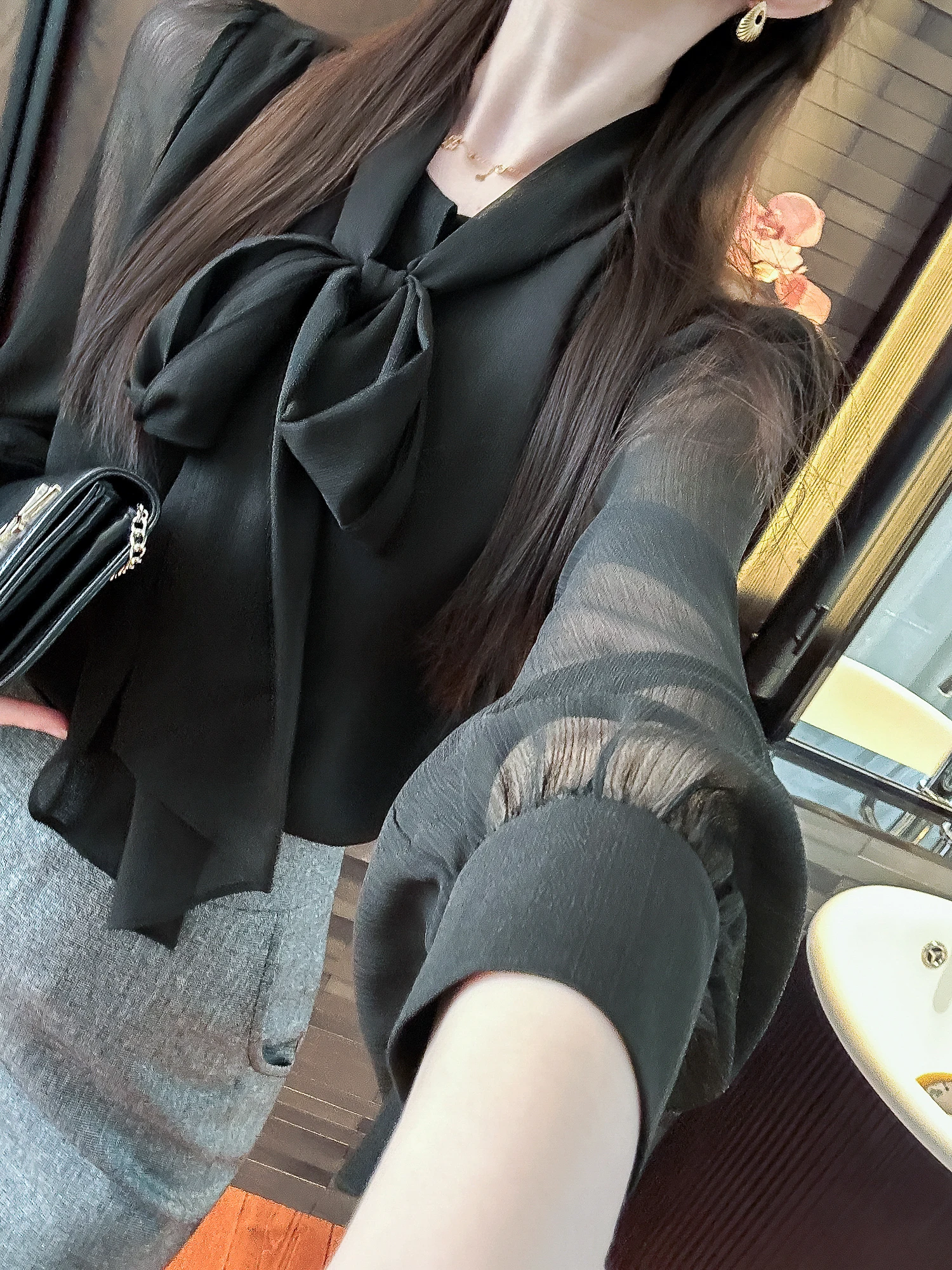 

Ele Bla Long Sve irt with Bow Tie Breaks Monotony Skin-friendly Breathable Straight Cut Fem Commute Wear