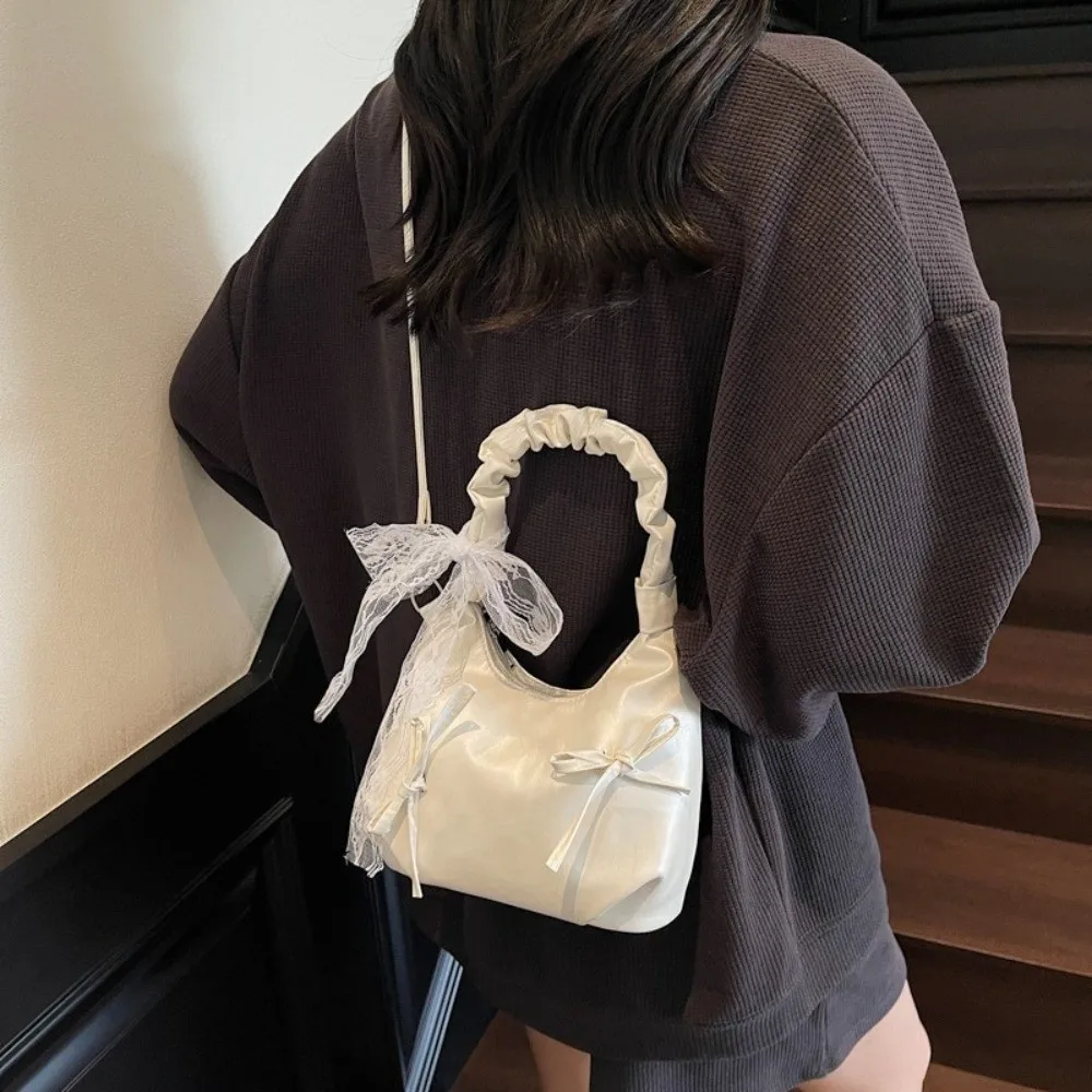 

Fashion Cloud Evening Handbag Pleated Lace Ribbon Bow PU Shoulder Bag Beige Large Capacity Underarm Bag Travel