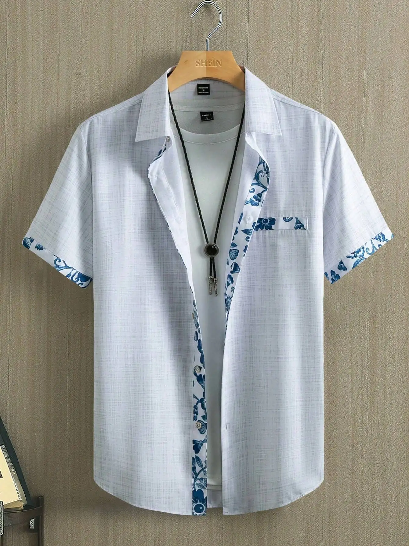

Men's Floral Print Short Sleeve Casual Shirt For Summer Beach Vacation