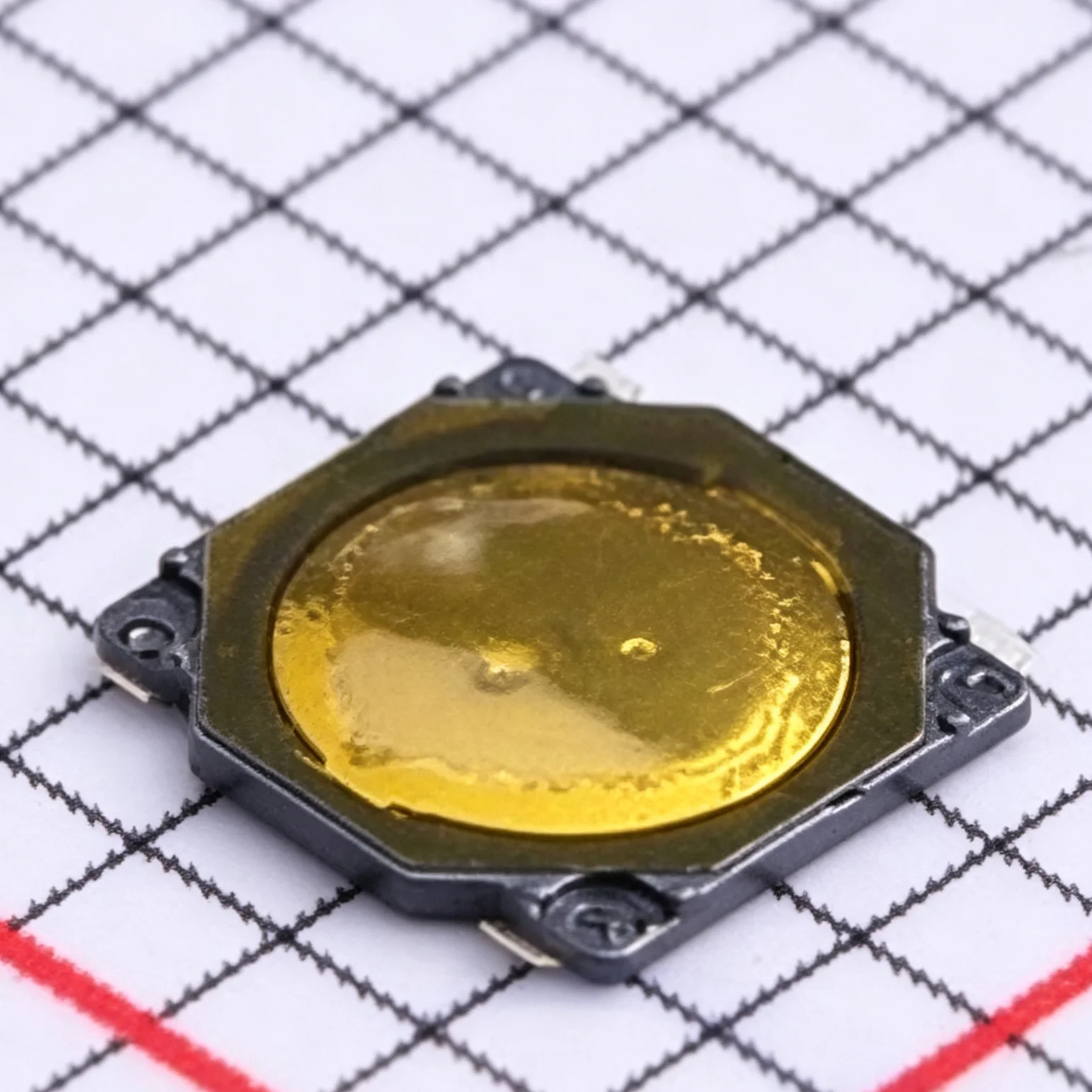 50PCS SKRWADE030 2.35N 3.7×3.7×0.35mm Round Button J-Bend 50mA 12VDC SMD 4Pin NEW Original Tactile Switch SPST-NO Top Actuated