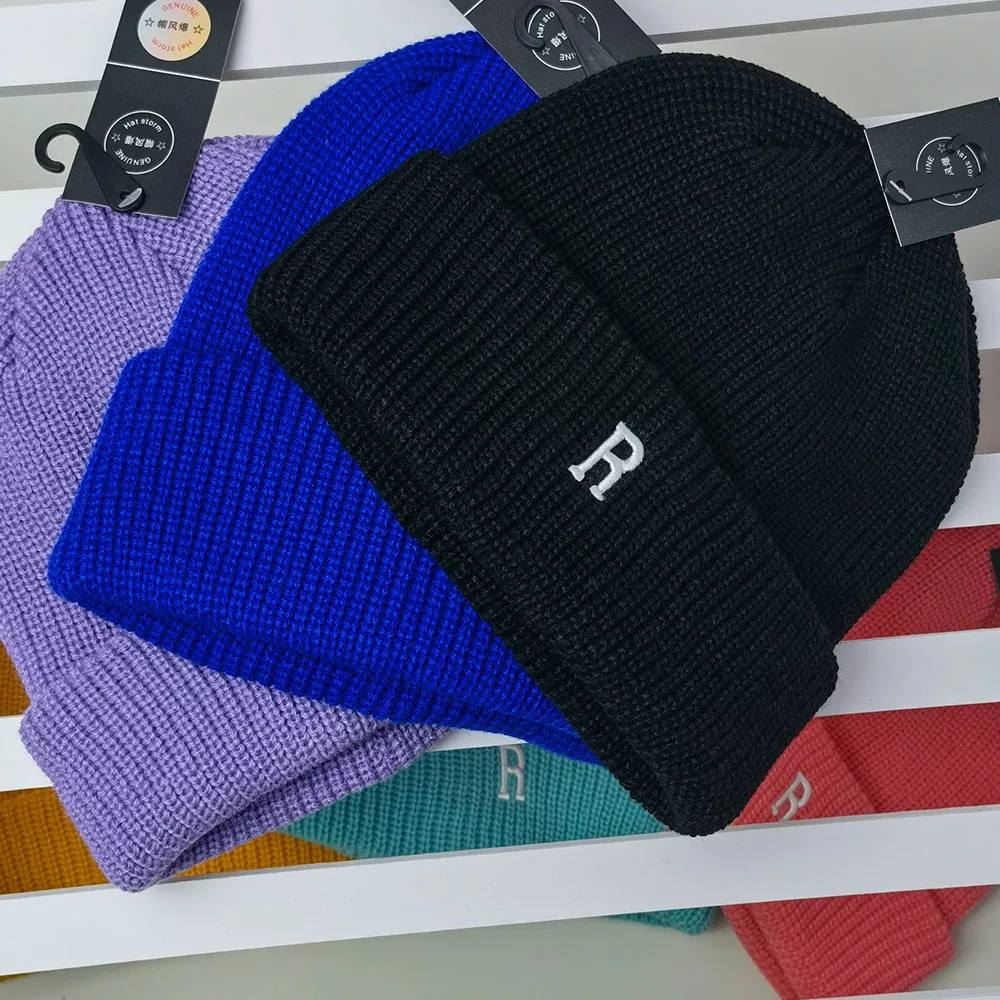 

Women Unisex Sports Beanie Hat For Autumn Winter Warm Windproof Multifunctional Skull Cap For Outdoor Skiing Christmas Hat