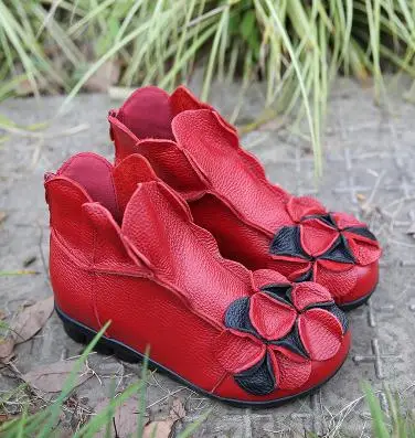 Leather boots pure manual comfortable shoes, soft bottom ethnic women casual shoes with flat fashionable flower wind short boots