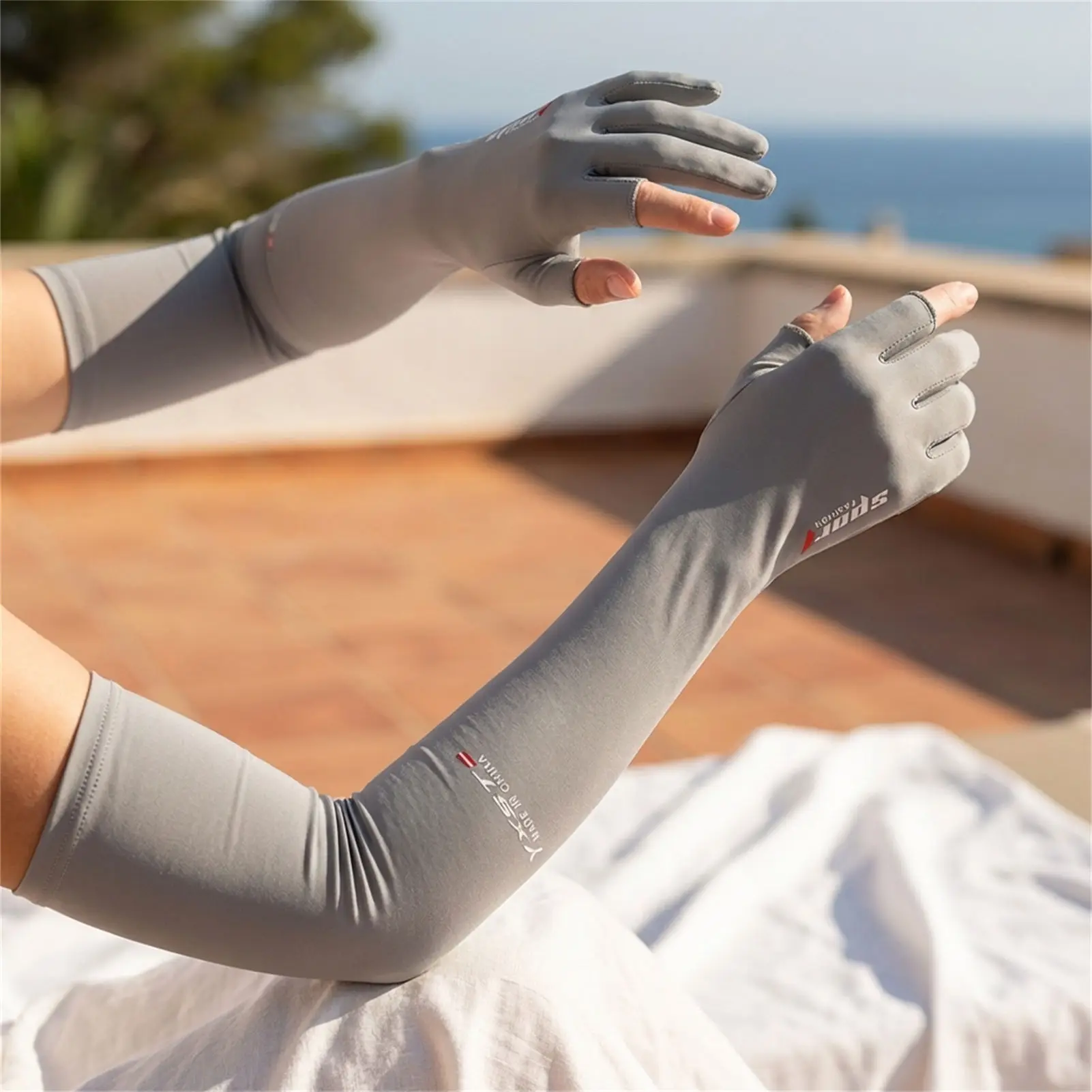 Ice Silk Sleeves Women Summer Sun Protection Men Fishing Cycling Breathable Two-Finger Non-Slip Gloves Arm Warmer Driving Sleeve