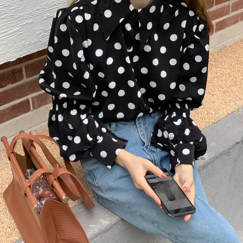 2024 Spring and Autumn New Pattern Black and White Polka Dots Turn-down Collar Long Sleeve Single Breasted Buckle Fashion Tops