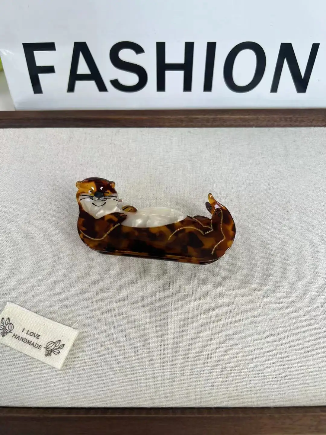 Thumbnail 3 - #57 Latest Trendy Hair Clips Offers