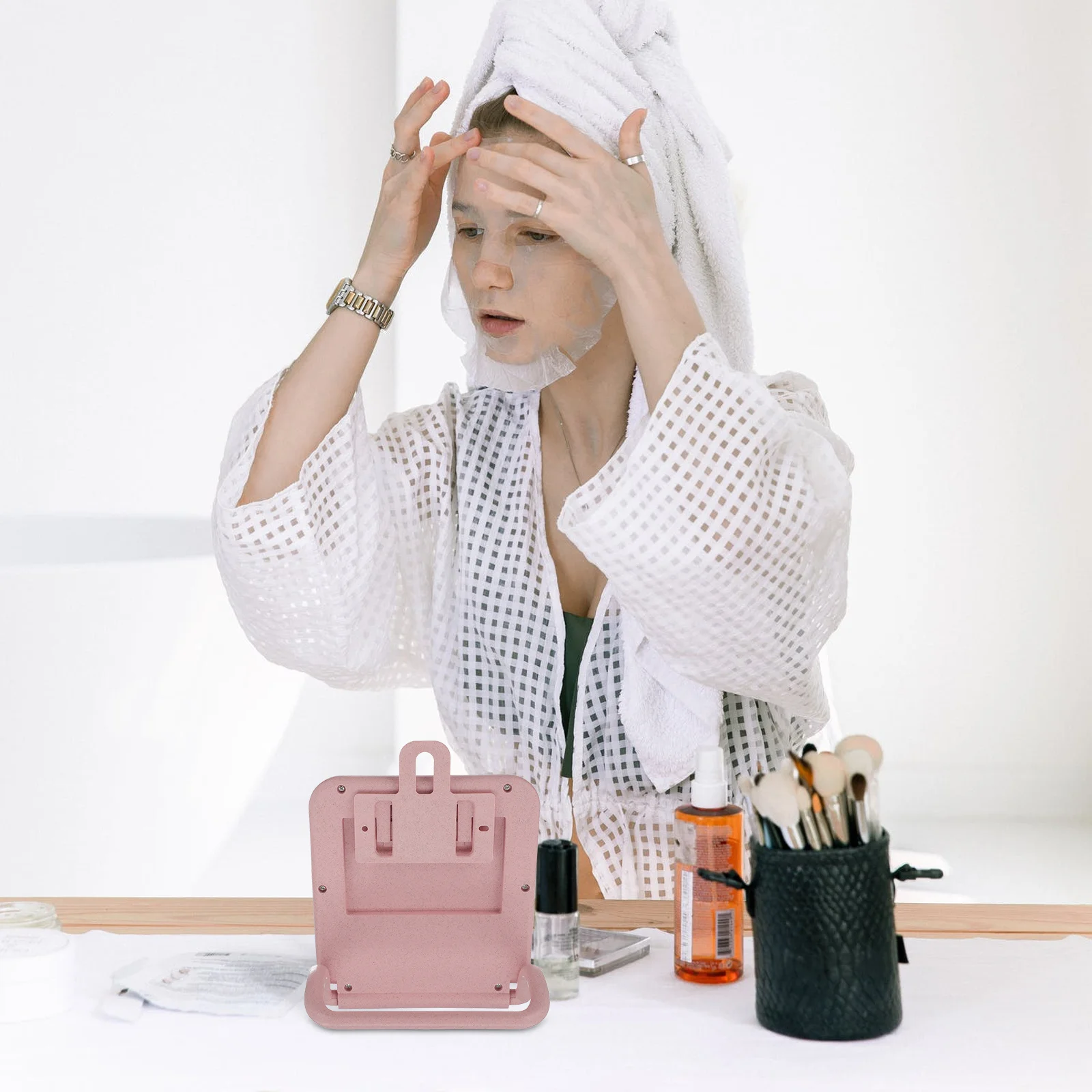 

Bathroom Accessories Compact Mirror Makeup with Magnification Wall-mounted Mirrors