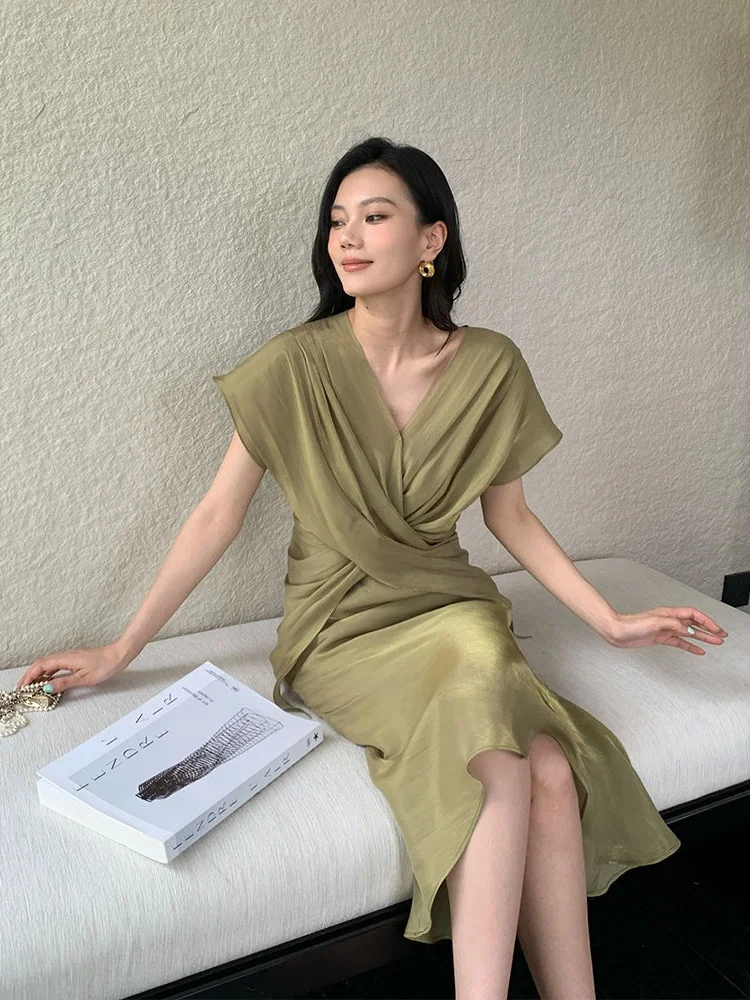 

Классический комплект из шелкового атласа: юбка прямого кроя и топ Dragon Joy Ele Water Sensation с асимметричным вырезом, модель U3 для женщин