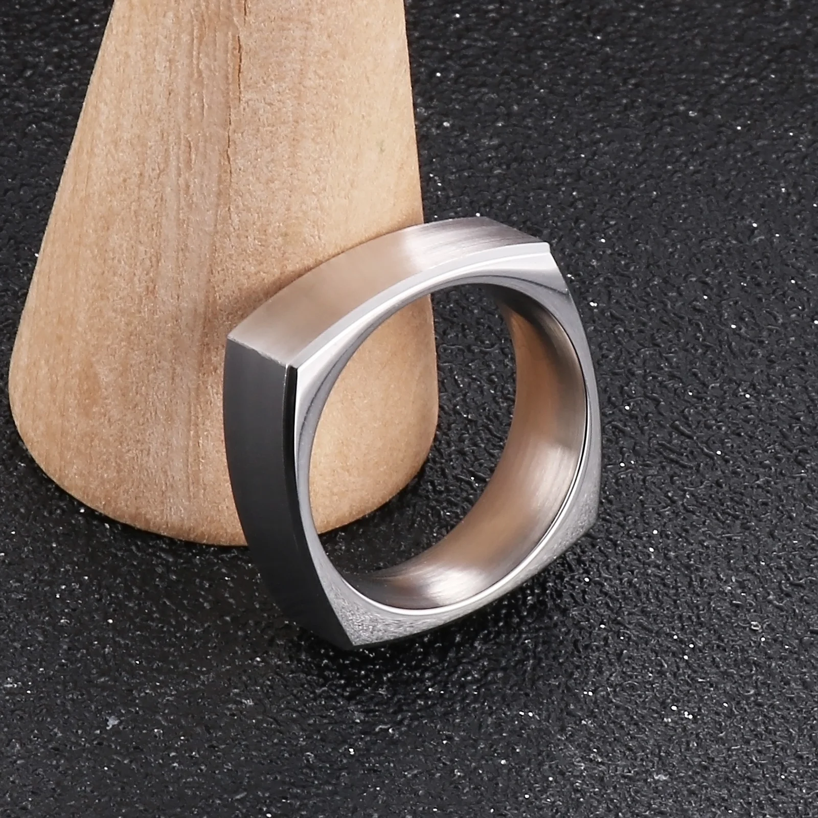 New Fashion Brushed Ring Square Male Jewelry Punk Silver Color Stainless Steel Signet Ring for Men High Quality