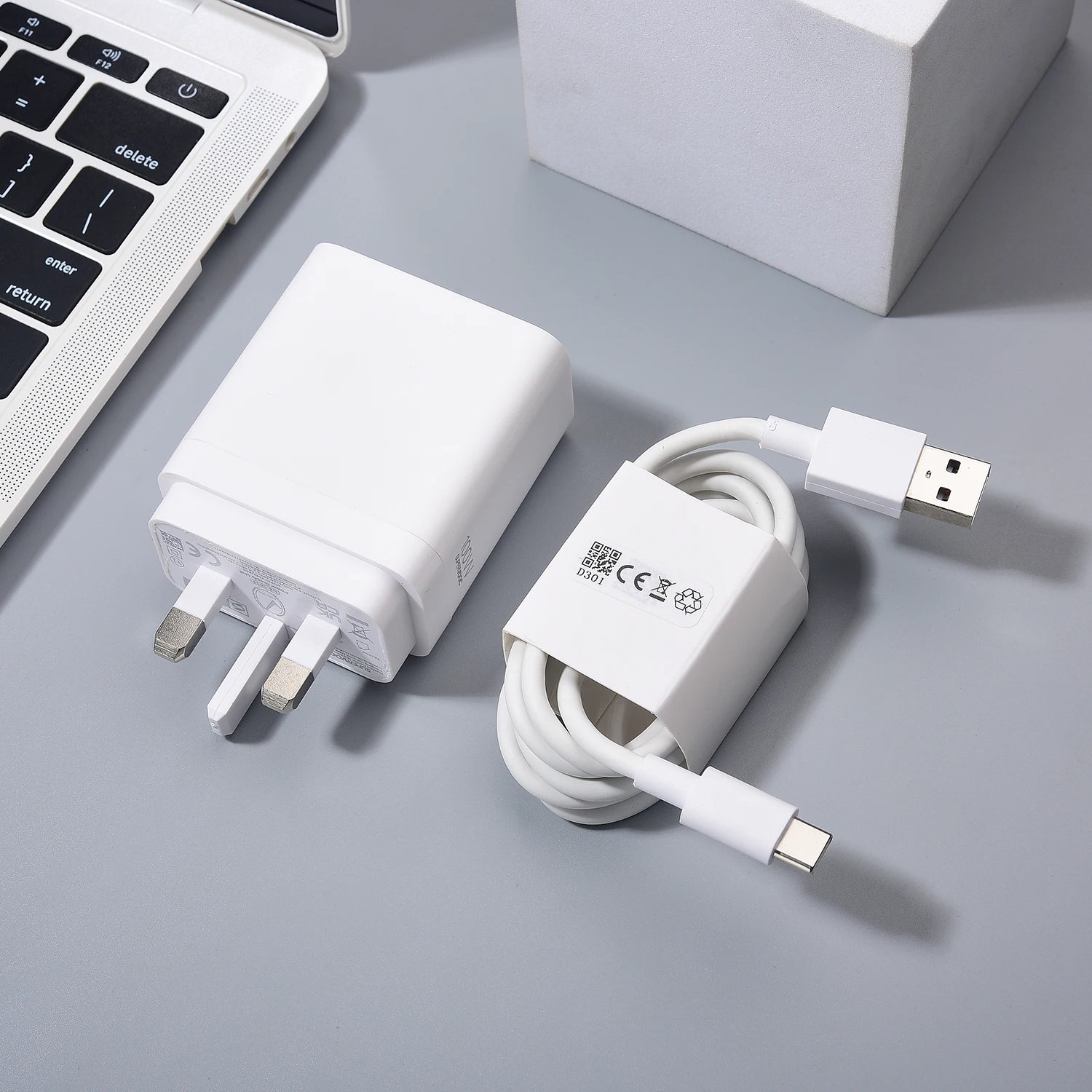 OnePlus SuperVOOC Oplader 120W met 2 Poorten Usb C kabel - Coolblue