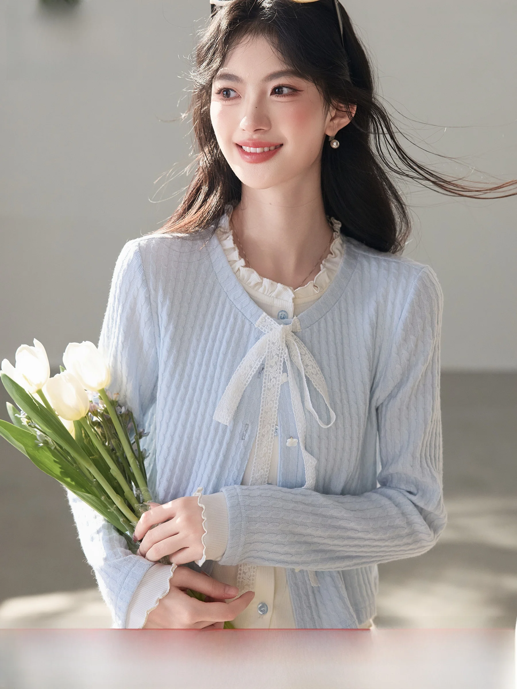 

Slim Fit Long Sve round Ne T-irt with Lace Trim Wooden Ear Women's Faion Korean Sle Top Sweet Sle Blue Private W...