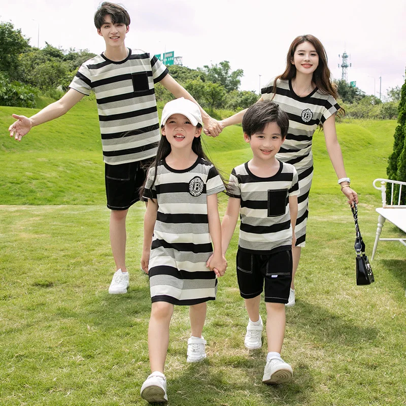 Parent-child Matching Korean Style Clothes Mother and Daughter One Piece Dress Father Son T Shirts Short Outfits Family Clothing