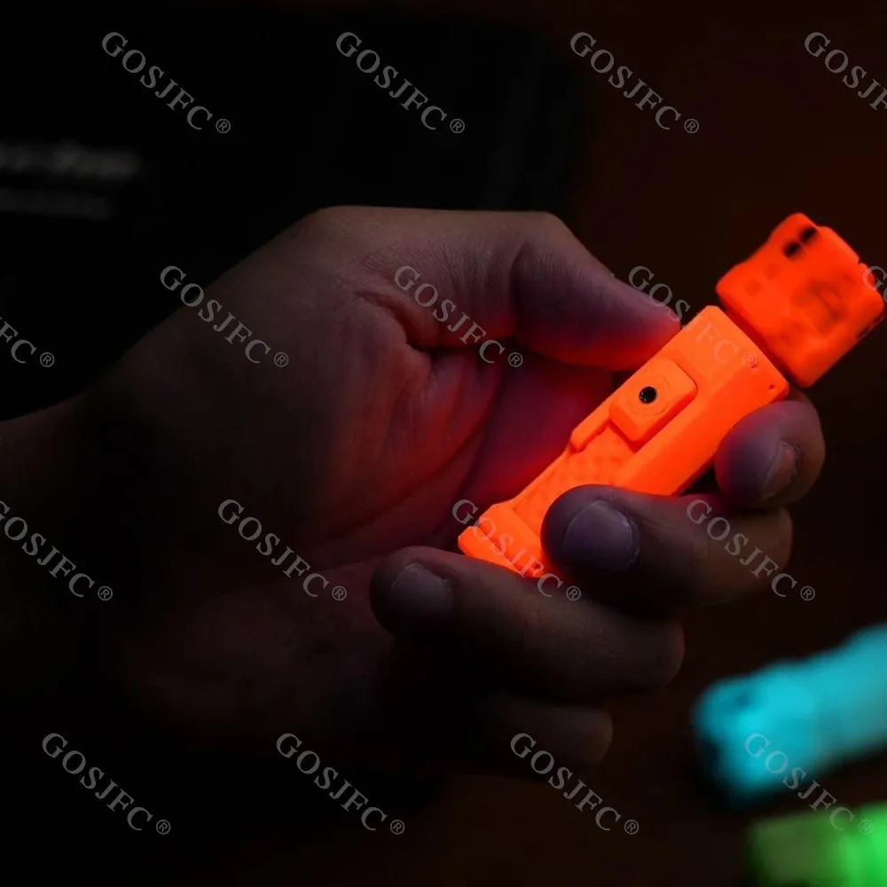 MUYI mosquetero luminoso verde rojo Fidget Slider juguetes luminosos juguetes para aliviar el estrés Fidget juguetes para adultos Push Slider