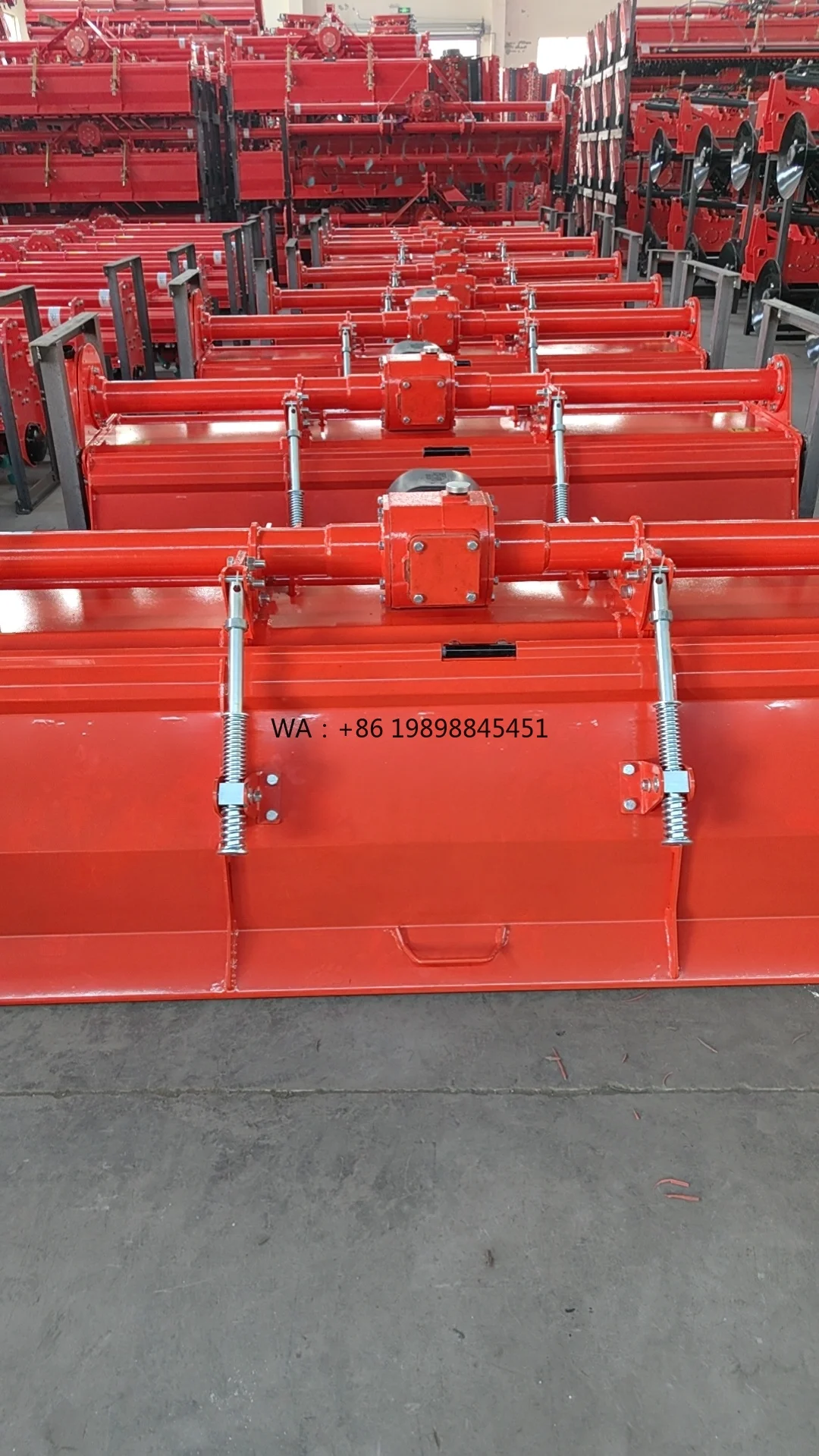 Heavy Duty Tiller Rotovator Red High Productivity for Agriculture Use Wholesale Certified Amphibious fRotary