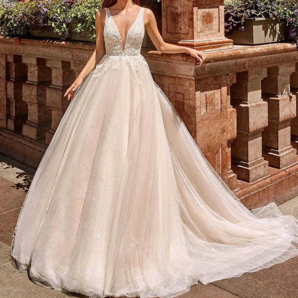 

luxury and Temperament Sequined Appliques Lace Wedding Party Gowns A-Line Floor Length V-Neck Tulle Sleeveless Wedding Dresses