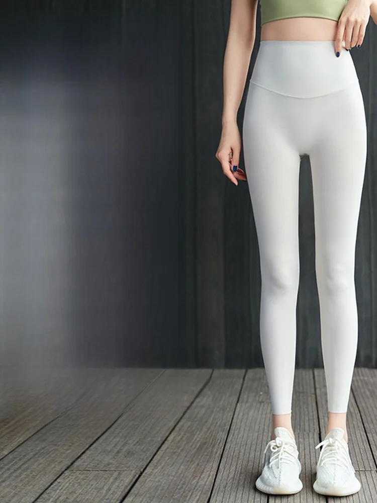 

Новинка 2025, женские брюки из коровьей кожи, высокая талия, брюки из ледяного шелка, тонкая модель, контроль живота, белый цвет, летняя йога