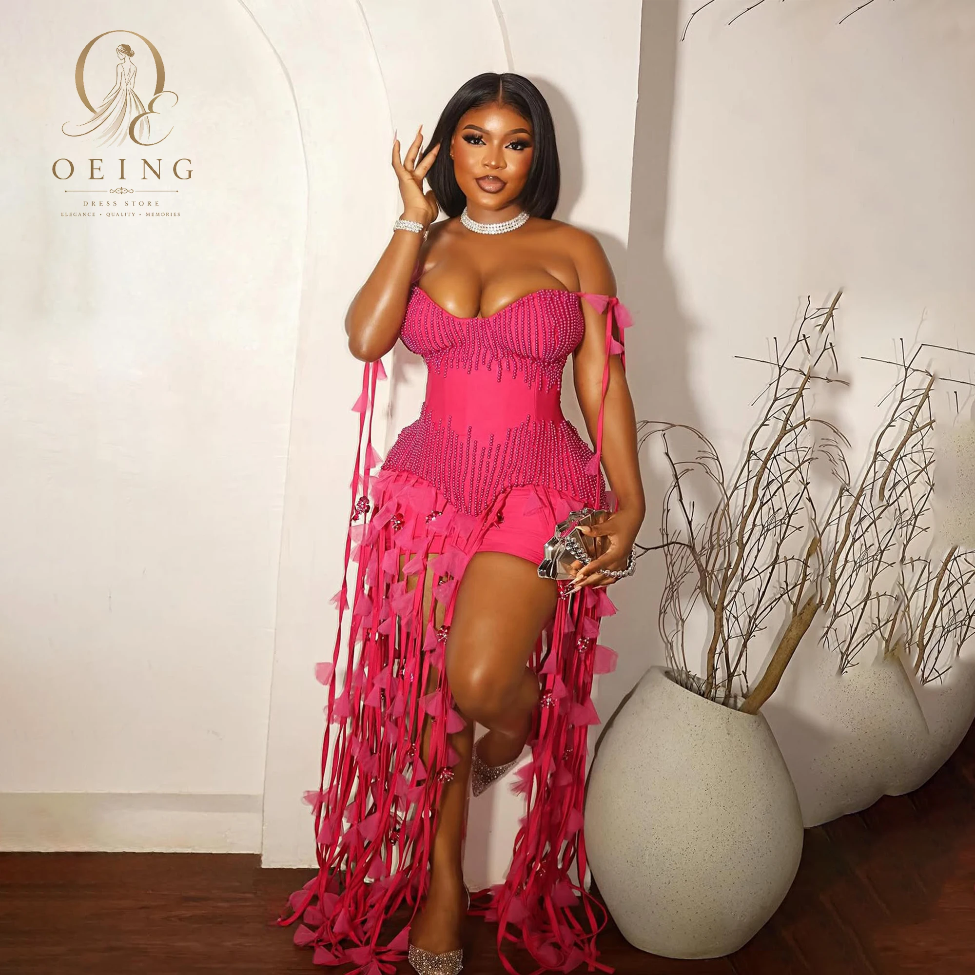 Glamouröse Mini-Cocktailkleider für Damen mit Perlen und 3D-Blumen, trägerlose Heimkehrkleider, Vestidos De Graduacion, individuell anpassbar