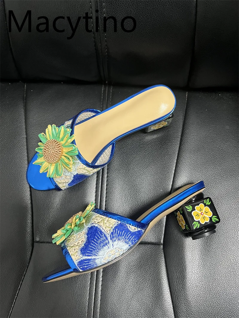 Summer 2026 Women's Flowers Slippers round Toe High Heel Sandals Comfortable Slip-On Summer  Fashionable Women's Sandals