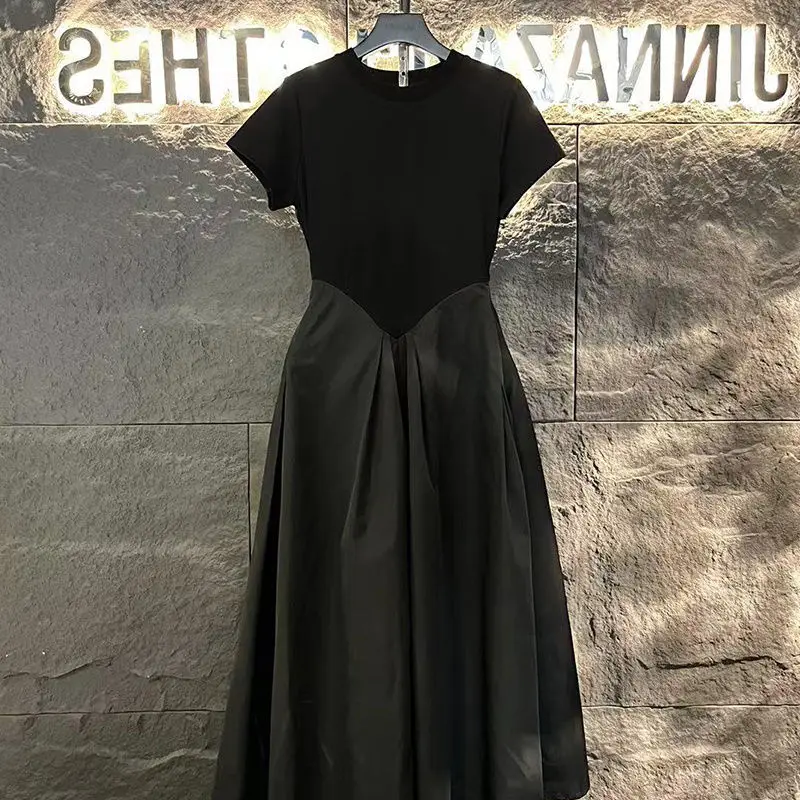 

high-end exquisite splicing dress for women, their thinness and versatility. Hepburn style high-end small black dress