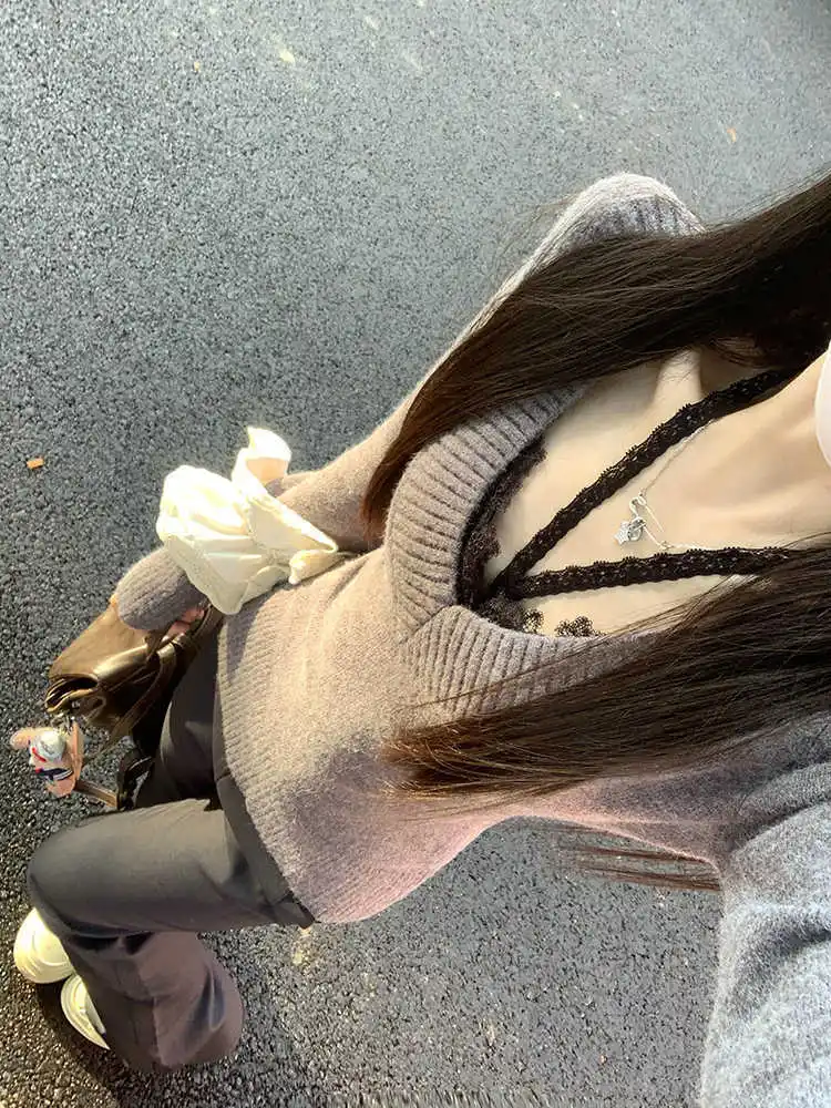 

Sweaters Jumpers Pullovers Woman 2025 Japanese Style Winter Harajuku Street Urban Y2K Fashion Kawaii Ulzzang Youth Cultural Warm