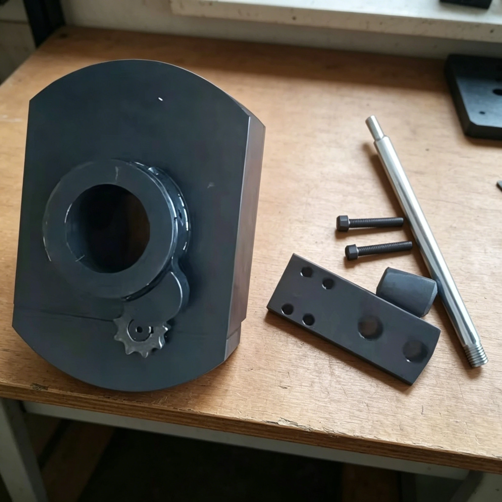 

Boring and welding machine auxiliary tools, boring end face tool holder