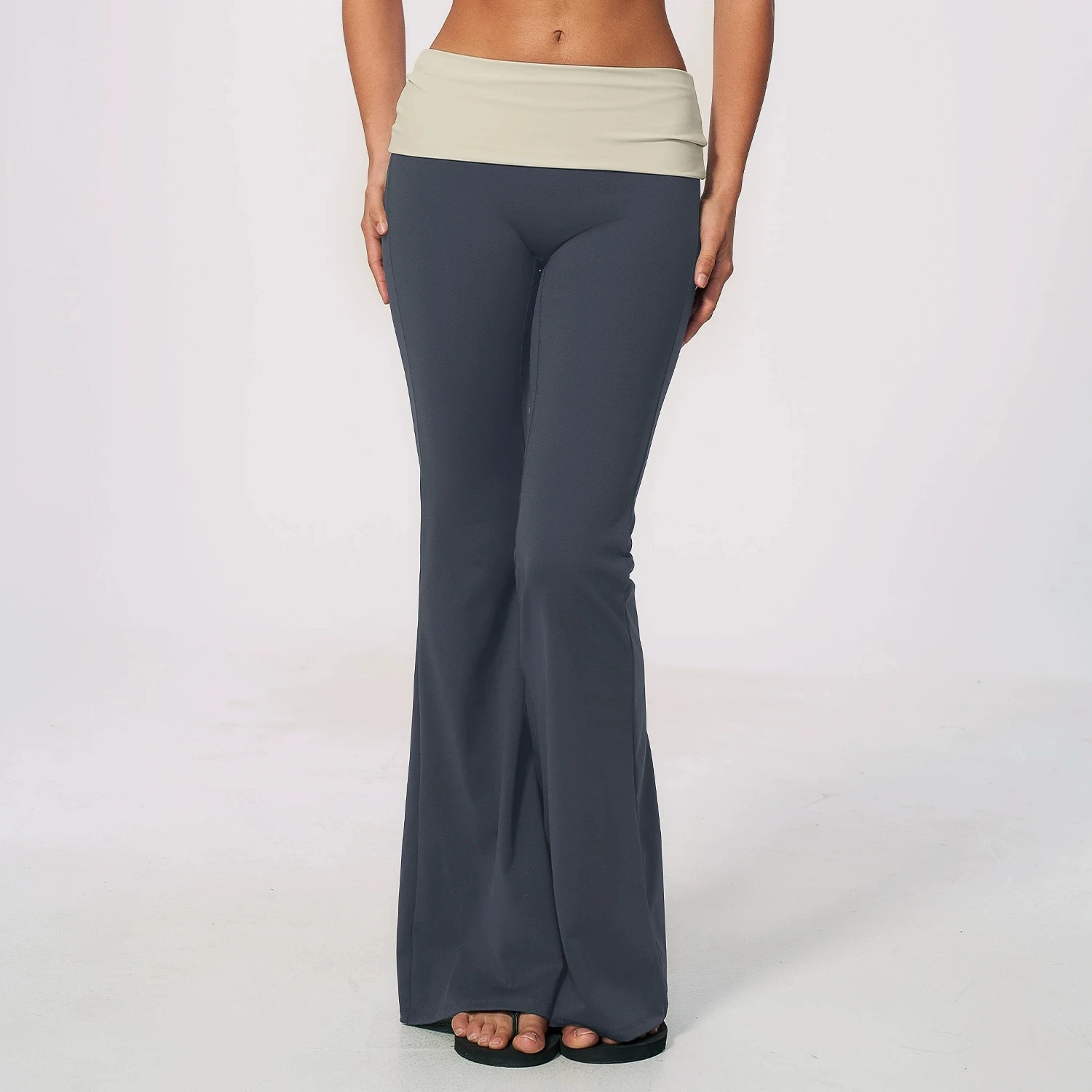 Opvouwbare taille yoga flared  - J-Yoga Fitness recensie en prijs