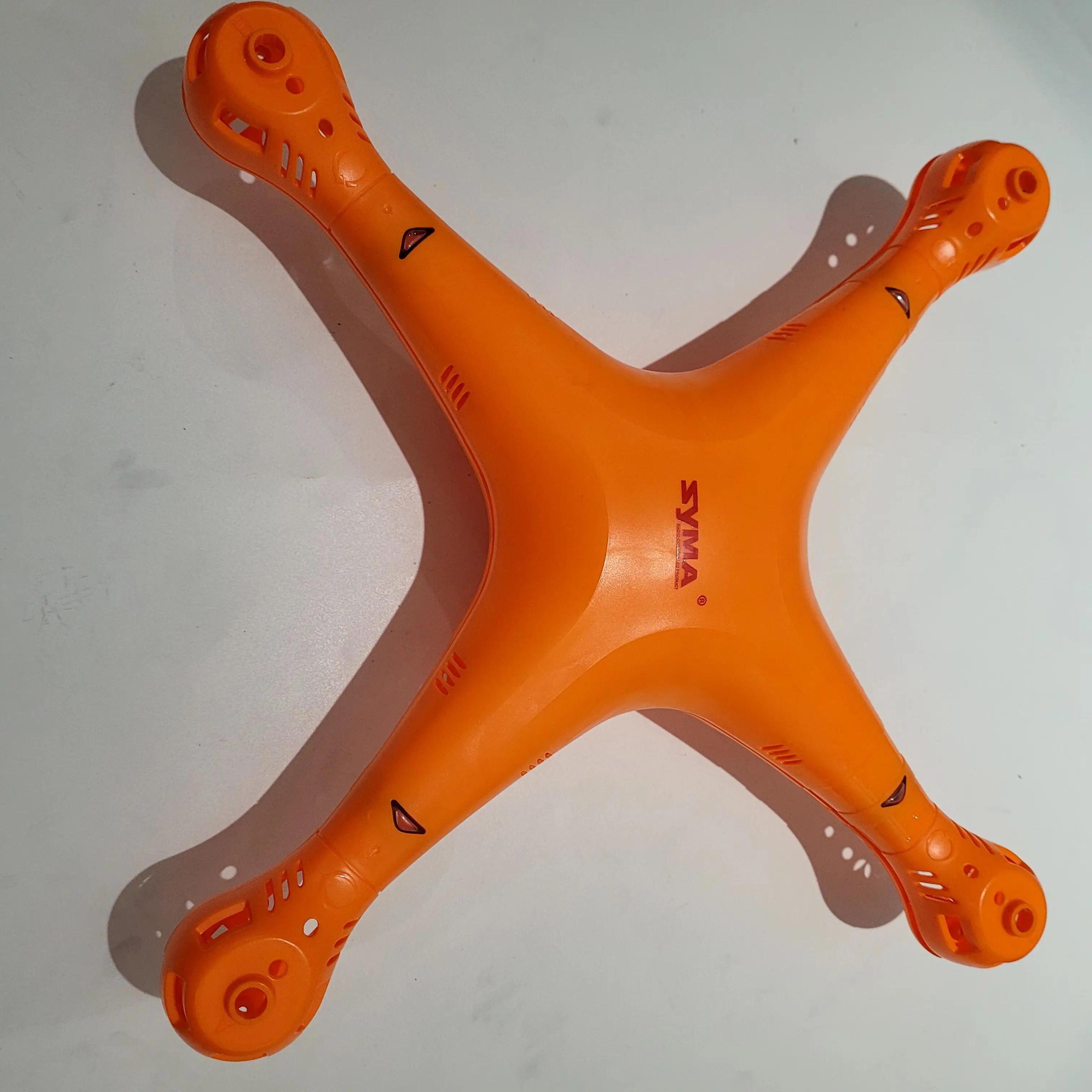 SYMA X8C純正ボディシェル上下ボディフレームオリジナルカラー SYMA X8W X8G RCドローンクアッドコプターボディフレームアクセサリー用