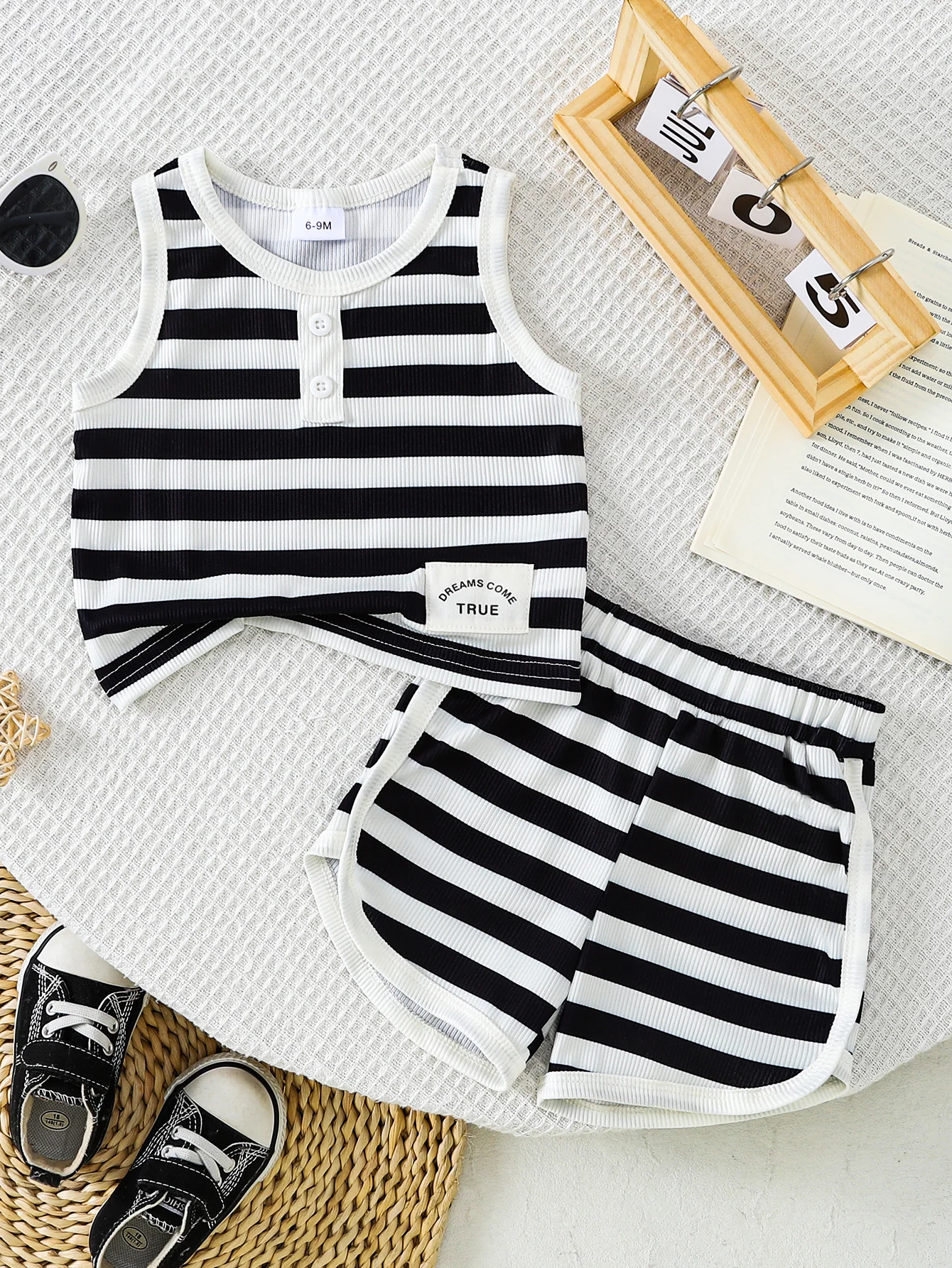 2pcs Summer Baby Boys Girls Black White Striped Ribbed Tank Set, Casual Style, Daily/School Wear, 0-3Y, Breathable Fabric