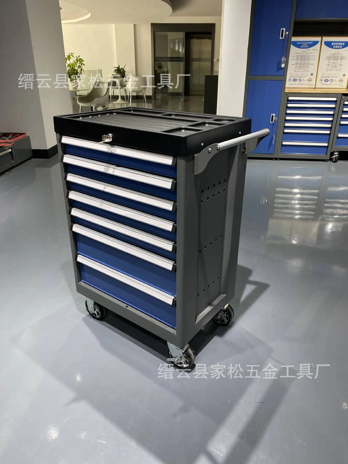 Heavy-duty cold-rolled steel plate workshop repair Auto repair Auto maintenance Mobile parts storage Hardware tool cabinet